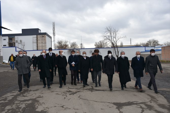 YÖK Başkanı Erol Özvar, TOBB ETÜ Taşkent'i ziyaret etti