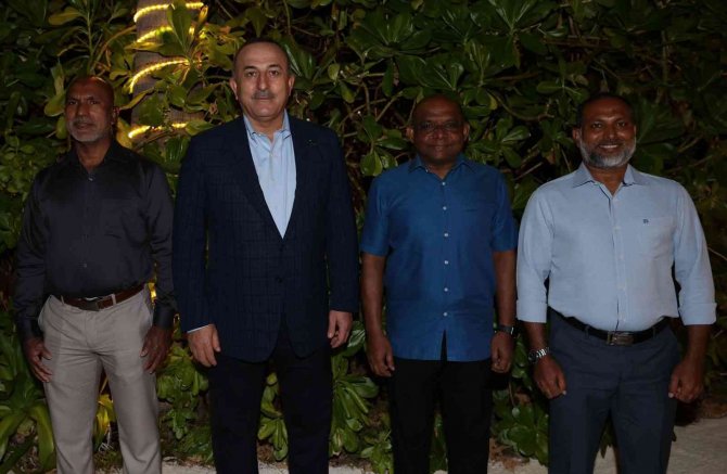 Dışişleri Bakanı Çavuşoğlu, Maldivler’de