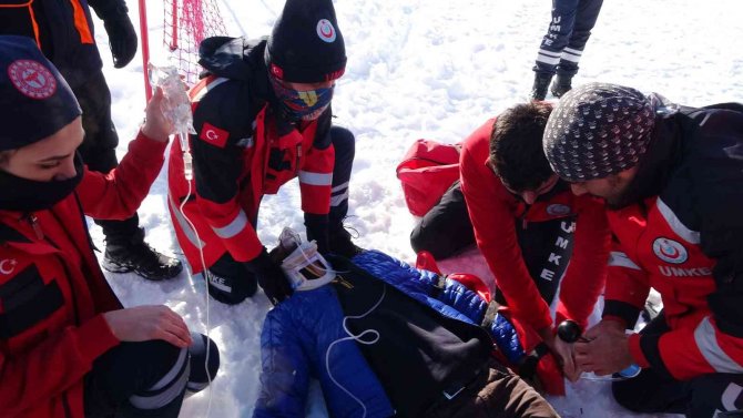 Muş’ta UMKE, AFAD ve JAK’tan nefes kesen tatbikat