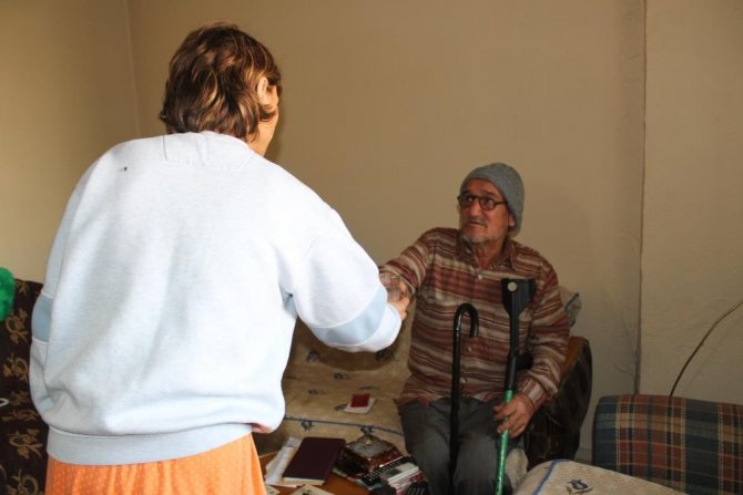 Mustafa amcanın kolu kanadı kırıldı