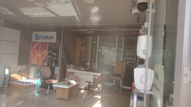 Yangında iş yerine ait asma kat kullanılamaz hale geldi