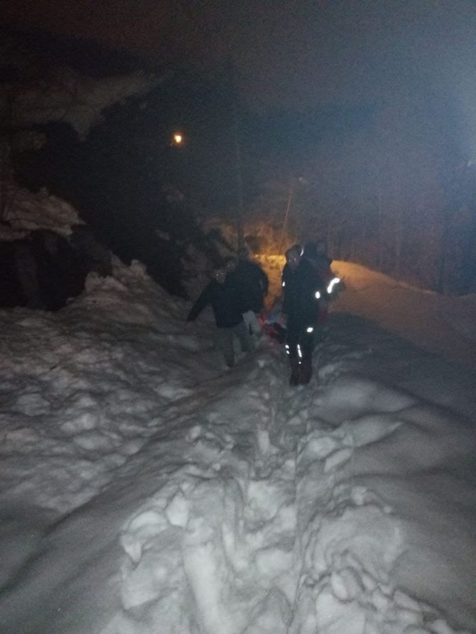 56 yaşındaki hastanın imdadına sağlık ekipleri yetişti