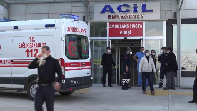 Gercüş’te soba zehirlenmesi: 4 kişilik aile hastaneye kaldırıldı