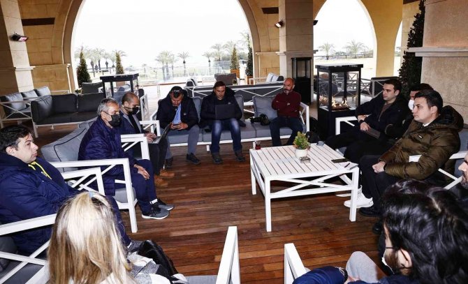 İsmail Kartal: Fenerbahçe'nin her kulvarda şansı devam ediyor