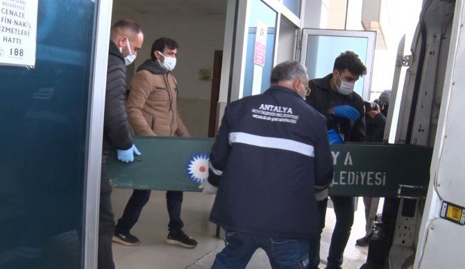 Karbonmonoksit gazından zehirlenen anne ve bebeğin cenazeleri aileye teslim edildi