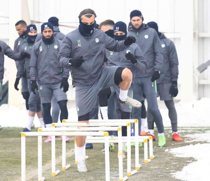 Konyaspor, Giresunspor maçı hazırlıklarına devam ediyor