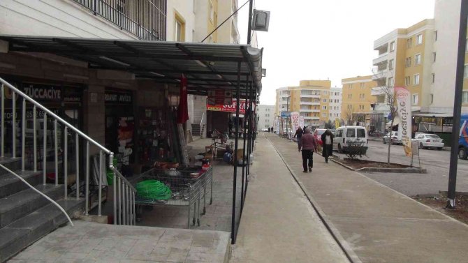 Bir gecede 8 iş yerini soydu