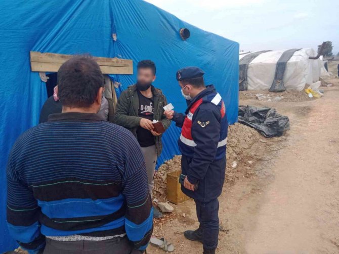 Jandarmadan düzensiz göçe yönelik huzur uygulaması