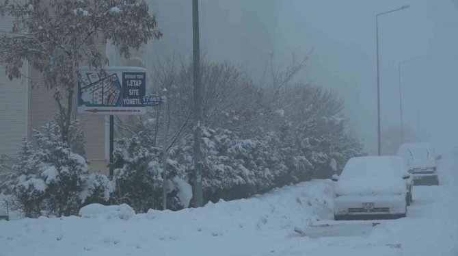 Konya’da kar yağışı yeniden başladı