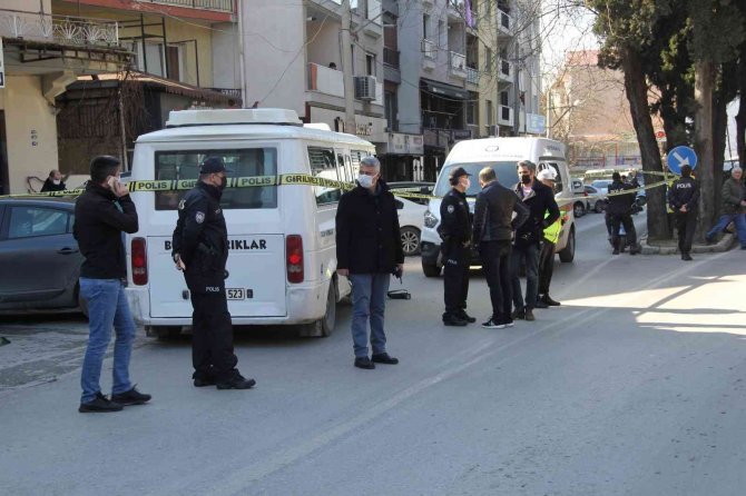 Minibüs içerisindeki kavga kanlı bitti: 1 ölü