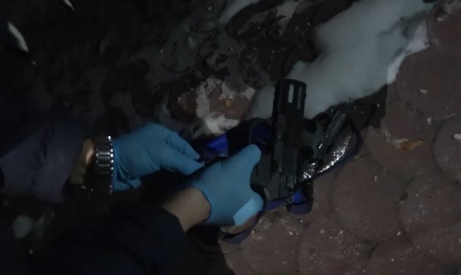 Silah satıcılarına özel harekât operasyonu