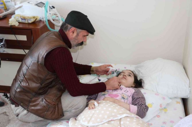 Sıla’nın hayatı adeta elektriğe bağlı