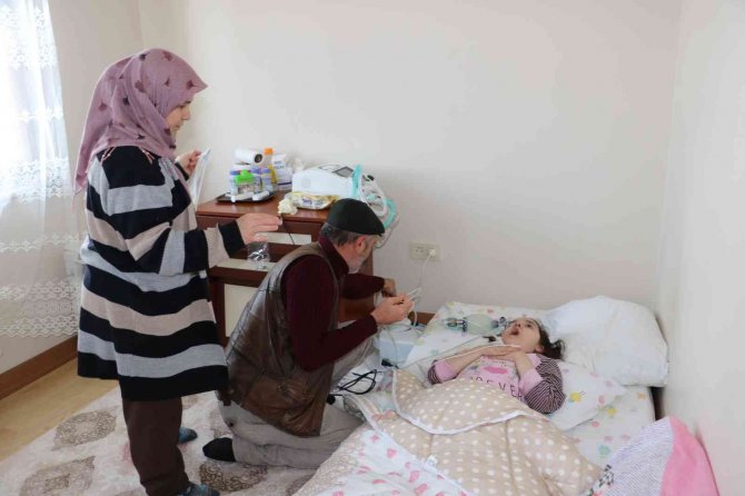 Sıla’nın hayatı adeta elektriğe bağlı