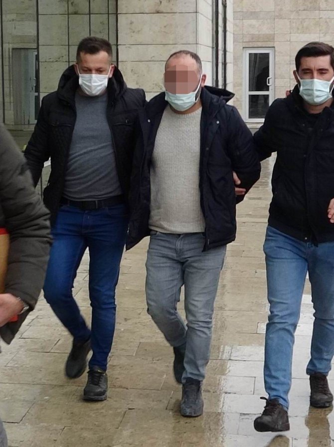 Ağabeyini bıçakla yaralayan şahsa 3 yıl 4 ay hapis