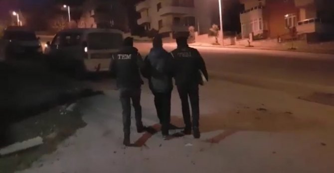 Balıkesir merkezli FETÖ operasyonunda 10 kişi yakalandı