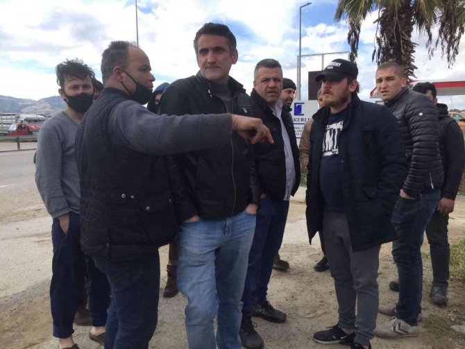 Plastik kasa fabrikasında yangın