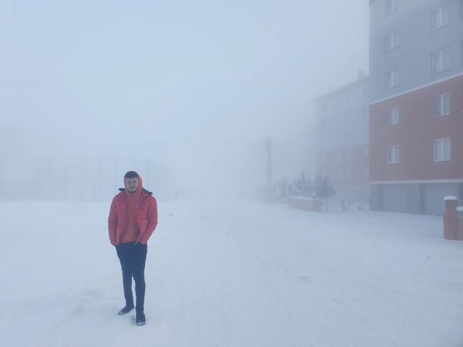 Sis etkili oldu, göz gözü görmedi