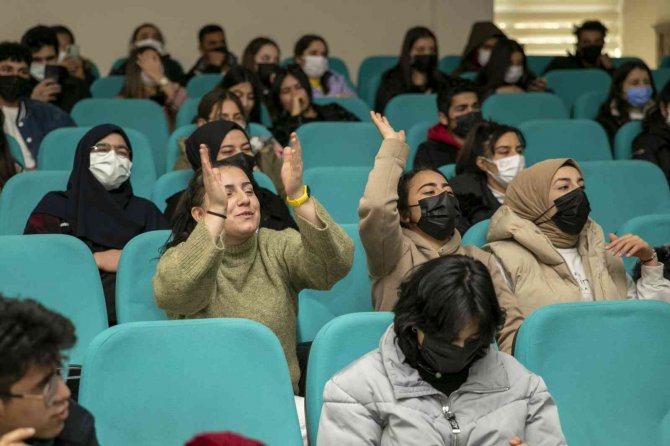 Üniversite adayı öğrencilere ‘Motivasyon Etkinliği’