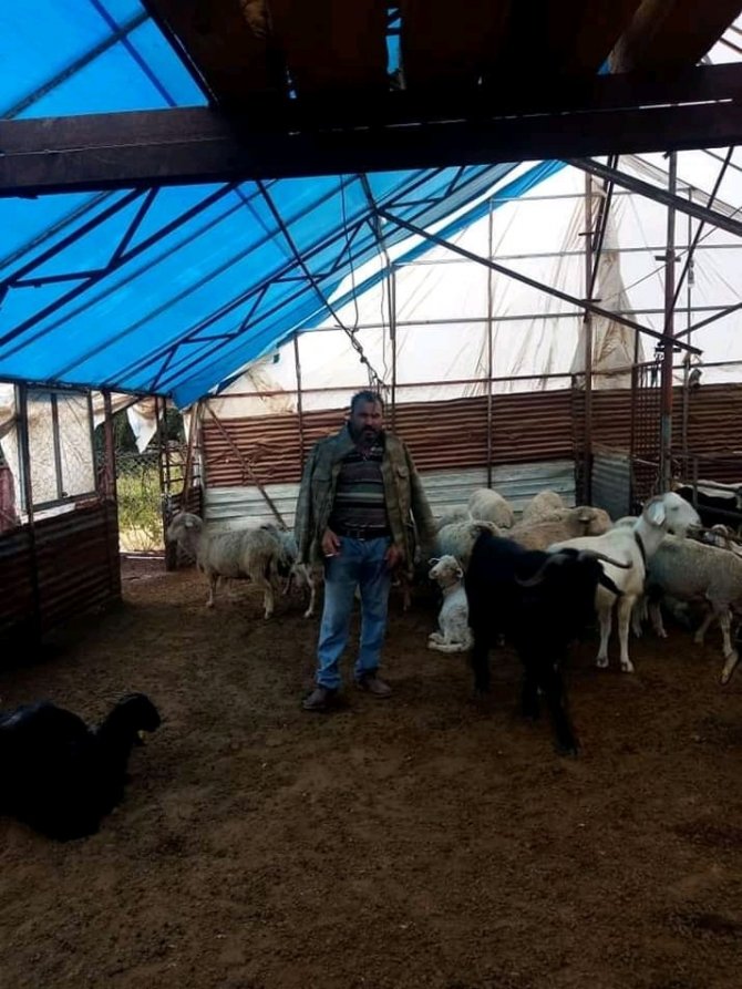 2 metreyi bulan karla mücadele çalışması