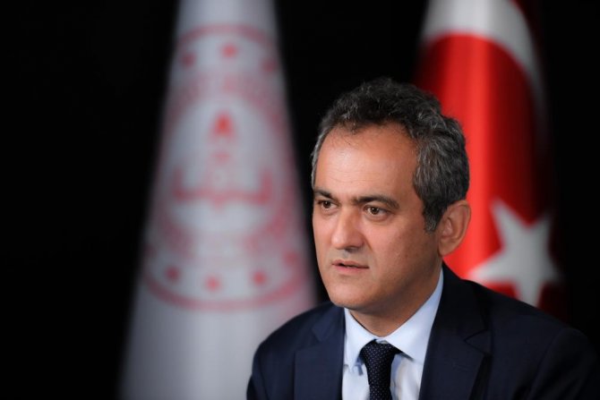 Bakan Özer, eğitim değerlendirme toplantısına katılacak