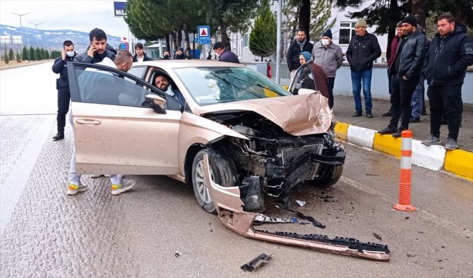 Trafik kazasında 7 kişi yaralandı