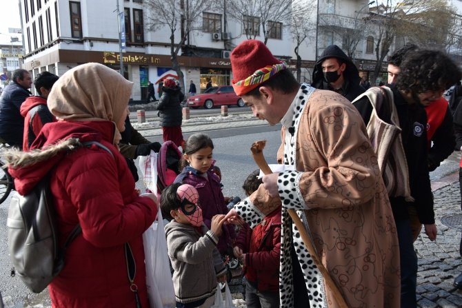 Hasan Kılca: “Çocuklarımız gönlümüzün en güzel yerinde”