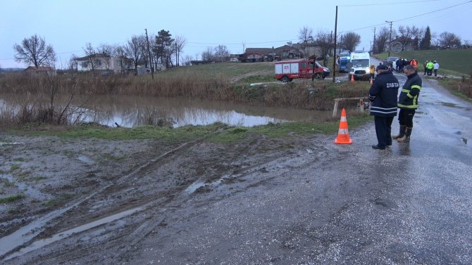 Kırklareli’de dereye uçan otomobil sürücüsü hayatını kaybetti