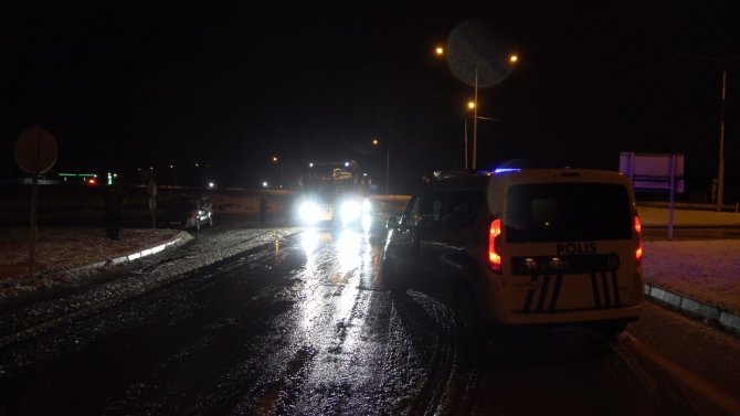 Kırklareli’de kar yağışı etkisini arttırdı