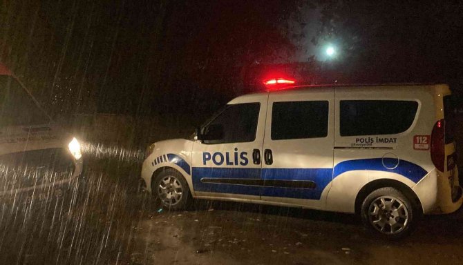 Sahilde erkek cesedi bulundu