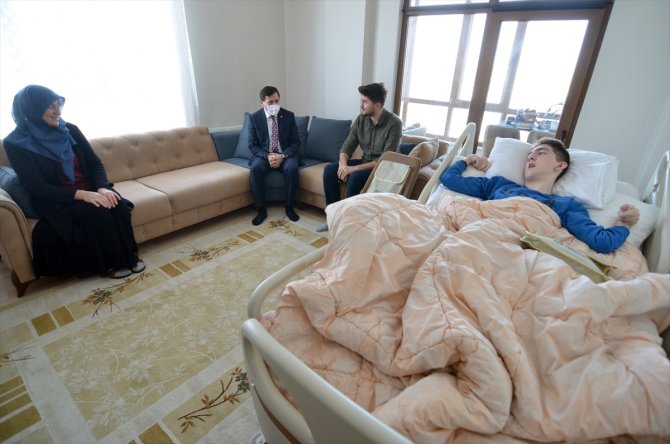 Konya'da engelli çocuklar asırlık geleneğin sevincini evlerinde yaşadı