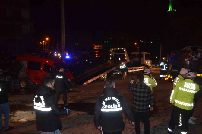 Ordu’da 3 araçlık zincirleme kaza: 9 yaralı