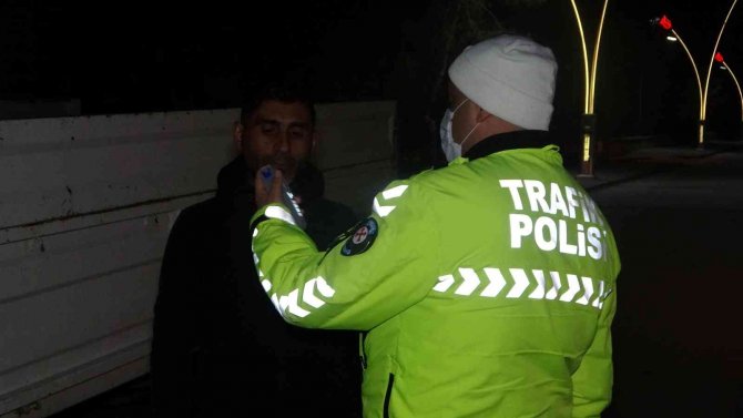 Uşak’ta bin 492 araç sürücüsüne para cezası kesildi