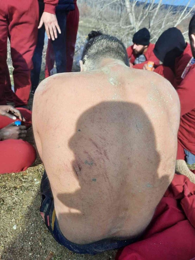 Yunan işkencesi: döv, çal, soğukta bırak