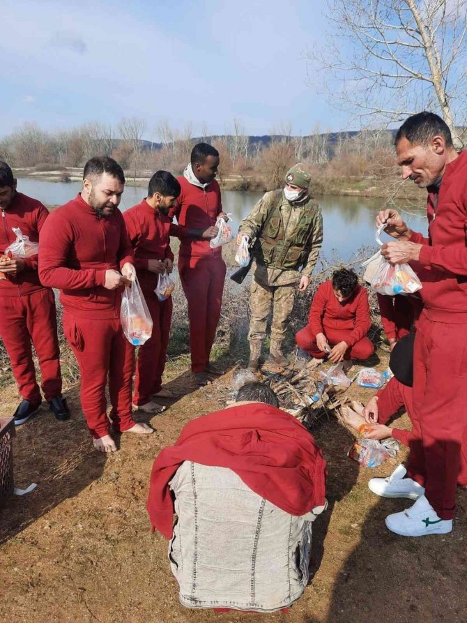 Yunan işkencesi: döv, çal, soğukta bırak