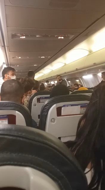 Diyarbakır-İstanbul seferi yapan uçakta şüpheli durum