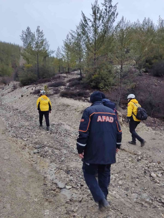 Kayıp genç için 5. gün arama çalışmaları devam ediyor
