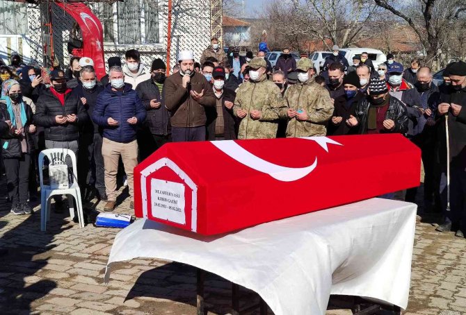 Kıbrıs Gazisi son yolculuğuna uğurlandı