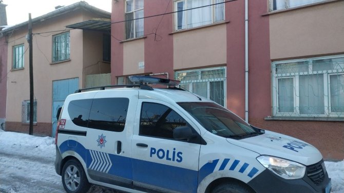 Konya'da hırsızlık şüphelisi karşılaştığı ev sahibini vurdu
