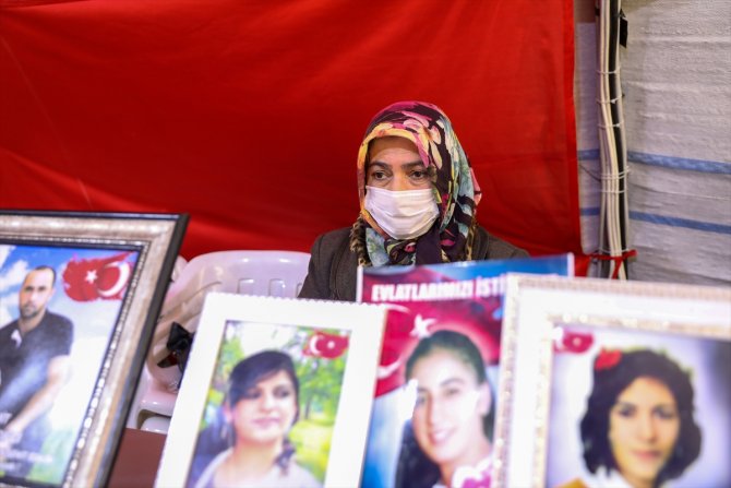 Diyarbakır annelerinden çocuklarına "teslim ol" çağrısı