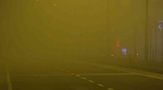 Konya yolunda yoğun sis