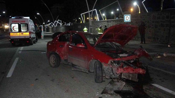 Uşak’ta alkollü sürücü dehşeti: 1’i ağır 2 kişi yaralandı