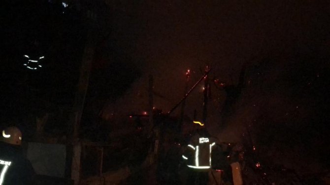 Bursa’da korkutan baraka yangını