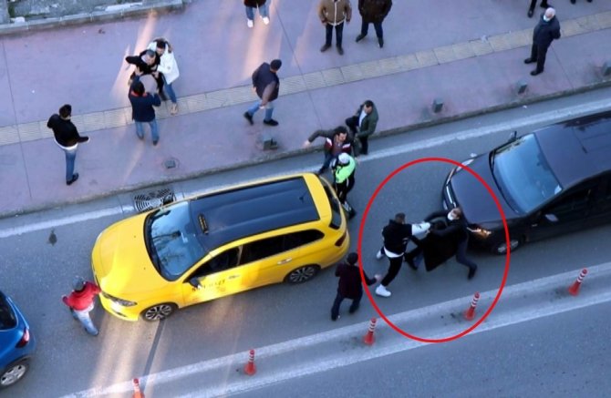 Trafikte korna kavgası