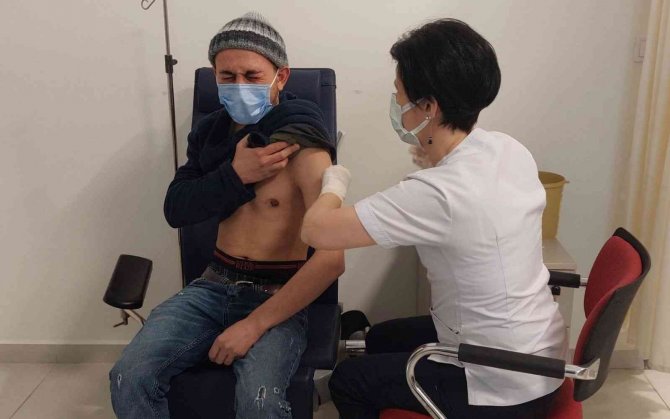 Turkovac’a akın var: 4 bine yakın aşı yapıldı