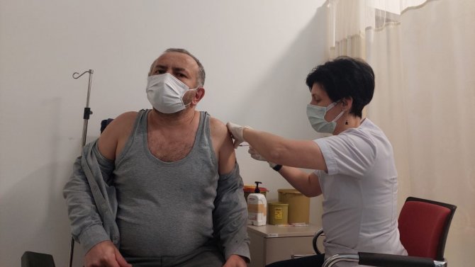 Turkovac’a akın var: 4 bine yakın aşı yapıldı