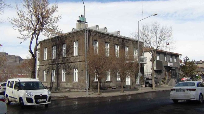 Baltık Mimarisi binalar sokakları süslüyor