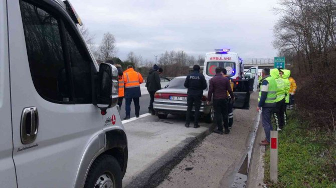 TEM’de yol ortasında duran otomobil içinde ölü bulundu