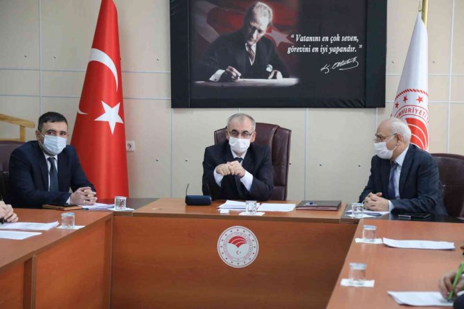 Başvuran alıyor, çiftçilere yüzde 50 hibeli tarım desteği