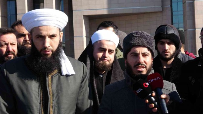 Hz. Peygamber’e hakaret ettiği iddia edilen ilahiyatçı hakkında suç duyurusu