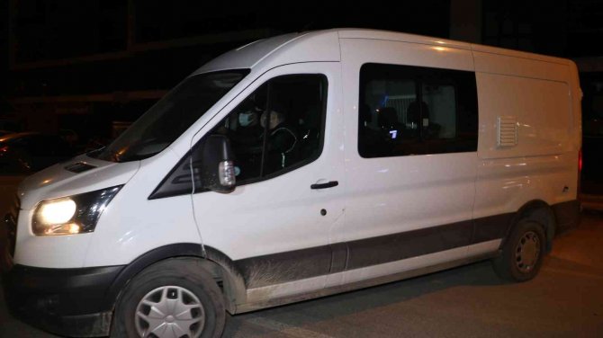 Dolandırıcı sahte polis ve savcı tutuklandı